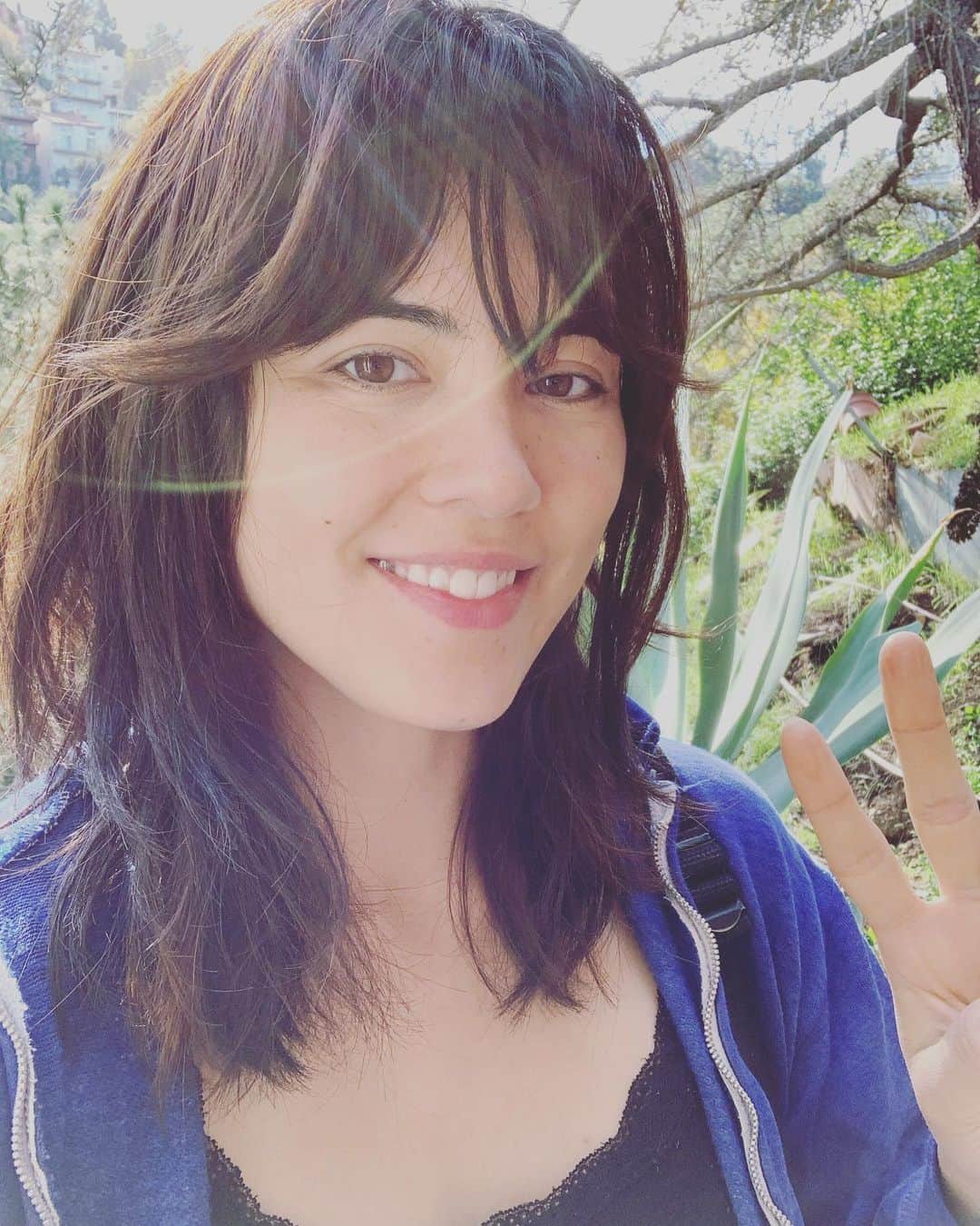 プリシラ・アーンのインスタグラム：「Laters LA....I’ll miss you. 💙 Time to head up north #vancouver 🇨🇦」