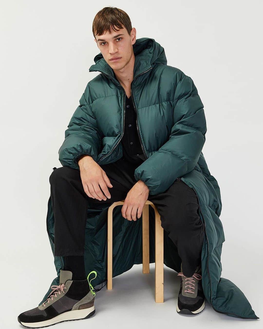 のインスタグラム：「Our Recycled polyester puffa filled with eco down.」