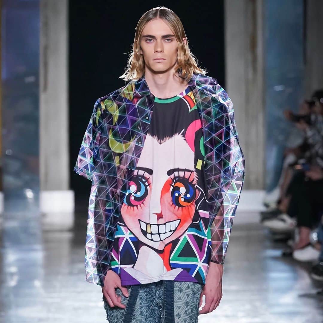アツシナカシマのインスタグラム：「#atsushinakashima #アツシナカシマ #mfw #モード #tshirt」