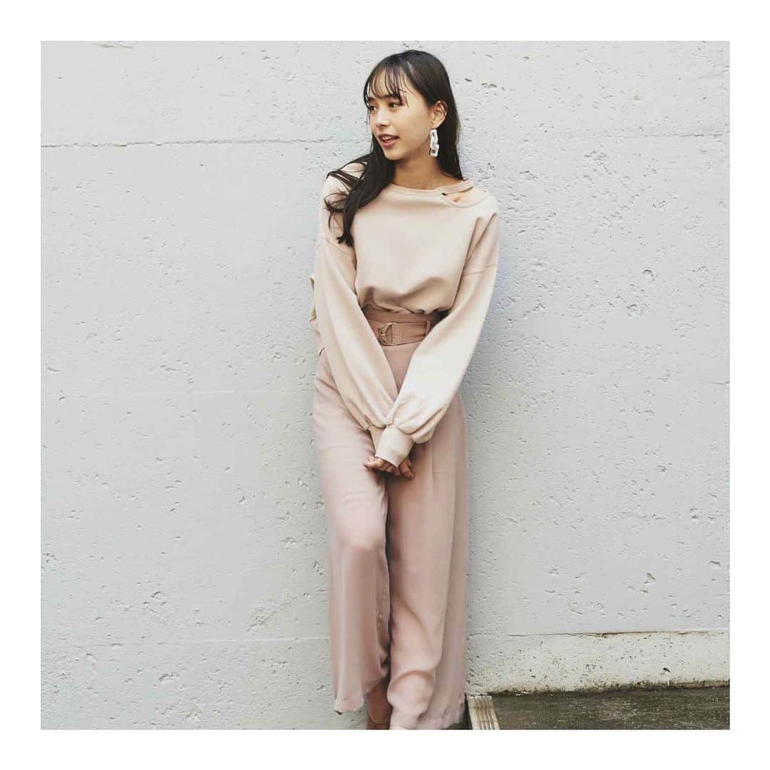 REDYAZELさんのインスタグラム写真 - (REDYAZELInstagram)「COMING SOON ——————————————﻿——﻿——— •DESIGN TOPS［今週末入荷予定］ COLOR : PINK / GRAY / BLACK ¥3,990+tax﻿﻿ ﻿ •SHEER WIDE PANTS［2月上旬発売予定］ COLOR : PINK / GREEN / BLUE ¥7,990+tax ——————————————﻿——﻿——— #REDYAZEL #レディアゼル」1月21日 19時48分 - redyazel