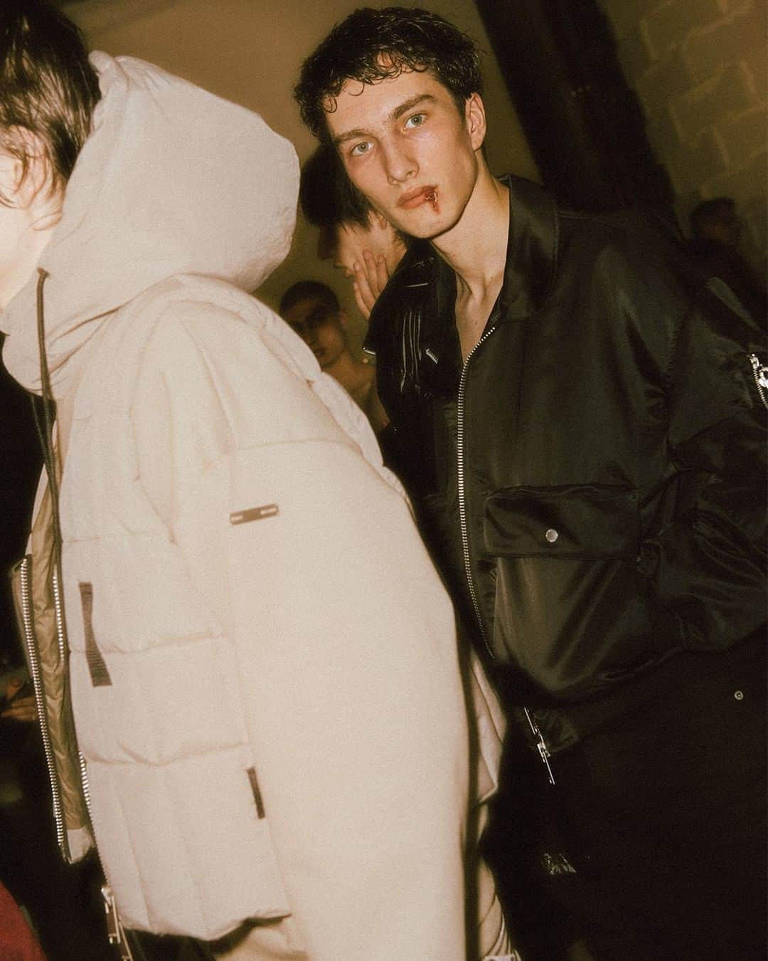 タトラスさんのインスタグラム写真 - (タトラスInstagram)「Backstage at the TATRAS x @riot__hill Men's FW20 #SoFarSoGood show during #PFW ⁠at Palais de Tokyo. ⁠ _____⁠ #TatrasxRiotHill #FW20⁠ #TatrasOfficial #Tatras #RiotHill #parisfashionweek #mensfashionshow  #fashionweek #palaisdetokyo #fashionshow #paris #homme #automnehiver #fw2020 #streetwear  #downjackets #pufferjacket #wintercoats #winterfashion #winterjackets #mensfashionstyle #mensfashions⁠」1月21日 20時01分 - tatras_official