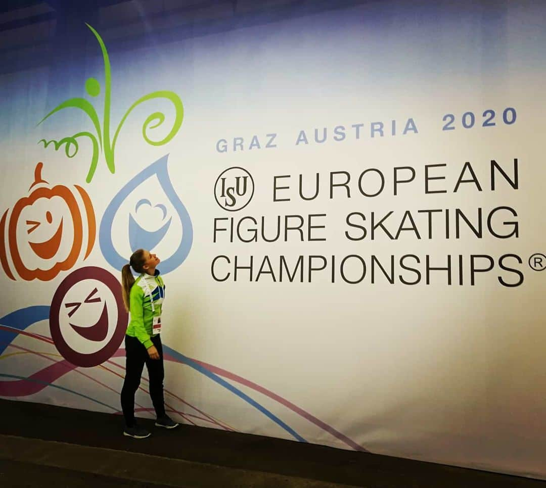 ダーシャ・ゲルムのインスタグラム：「I'm just happy to make it to my 8th European Championships. 💪🏻🔥 #figureskating #eurofigure #graz2020 #isufigureskating #isuchampionships #europeans #competition #teamslovenia」