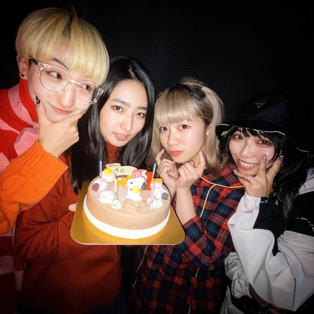 YU-KAさんのインスタグラム写真 - (YU-KAInstagram)「Happy Birthday AO @ao_tempurakidz ‪21歳なる瞬間は‬ ‪メンバーでお祝い❤️‬ ‪素敵な一年にしようねぇ！‬ ‪#tempurakidz ‬」1月21日 21時14分 - yuka19981114