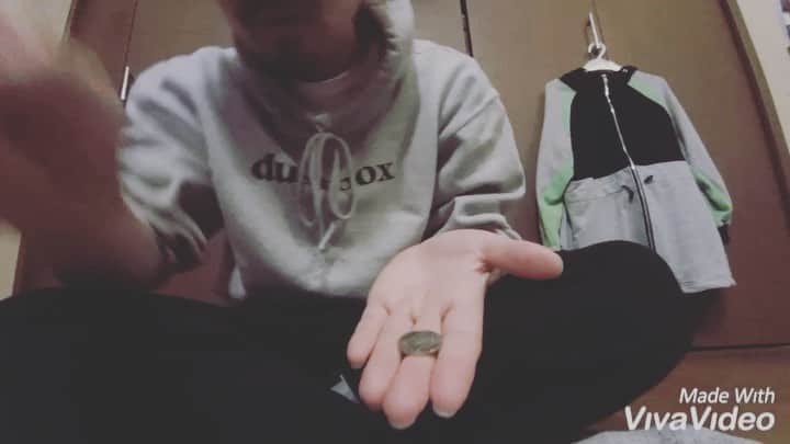 こーいちのインスタグラム：「手品とドラムの関連性を考えてみたけど  #思いつかない」
