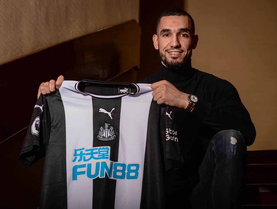 ナビル・ベンタレブさんのインスタグラム写真 - (ナビル・ベンタレブInstagram)「Happy to join the @nufc family very excited to be wearing the colours of such a historic club , and wish all the best to @s04 for the rest of the season!」1月21日 23時03分 - nabilbentaleb