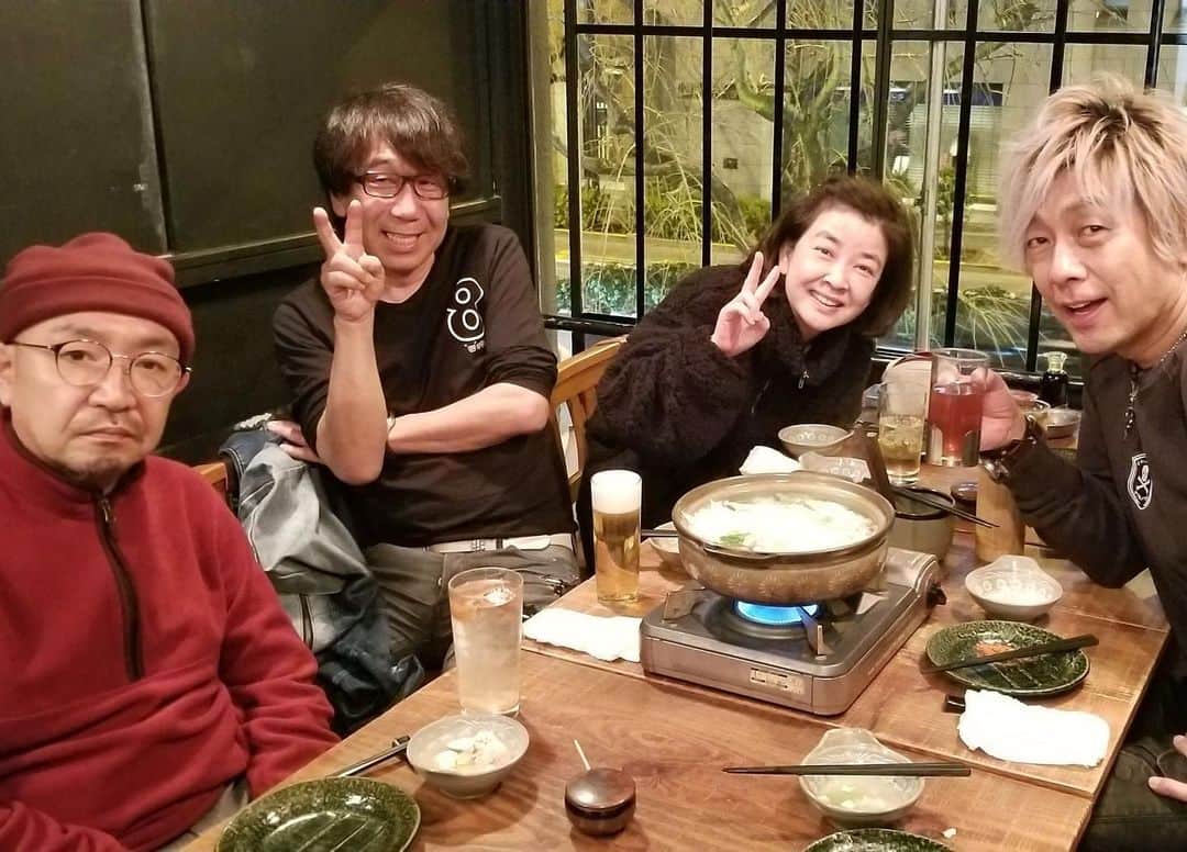 岸本加世子のインスタグラム：「３０年の付き合いのミュージシャン仲間。老後になってもこのメンバーで集まっていると思う。笑」