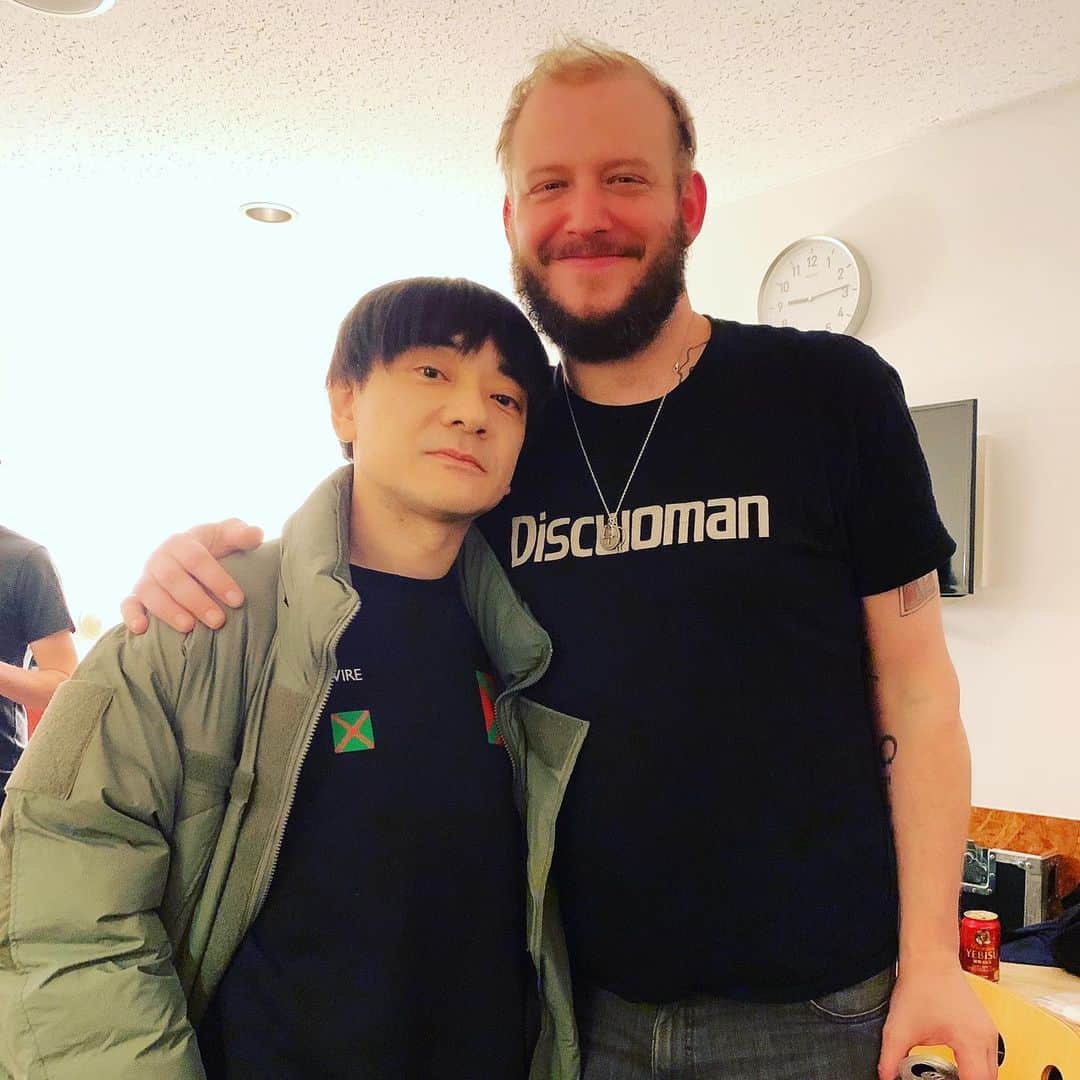 小山田圭吾のインスタグラム：「⚡️♫⚡️Nice to see Justin @boniver」