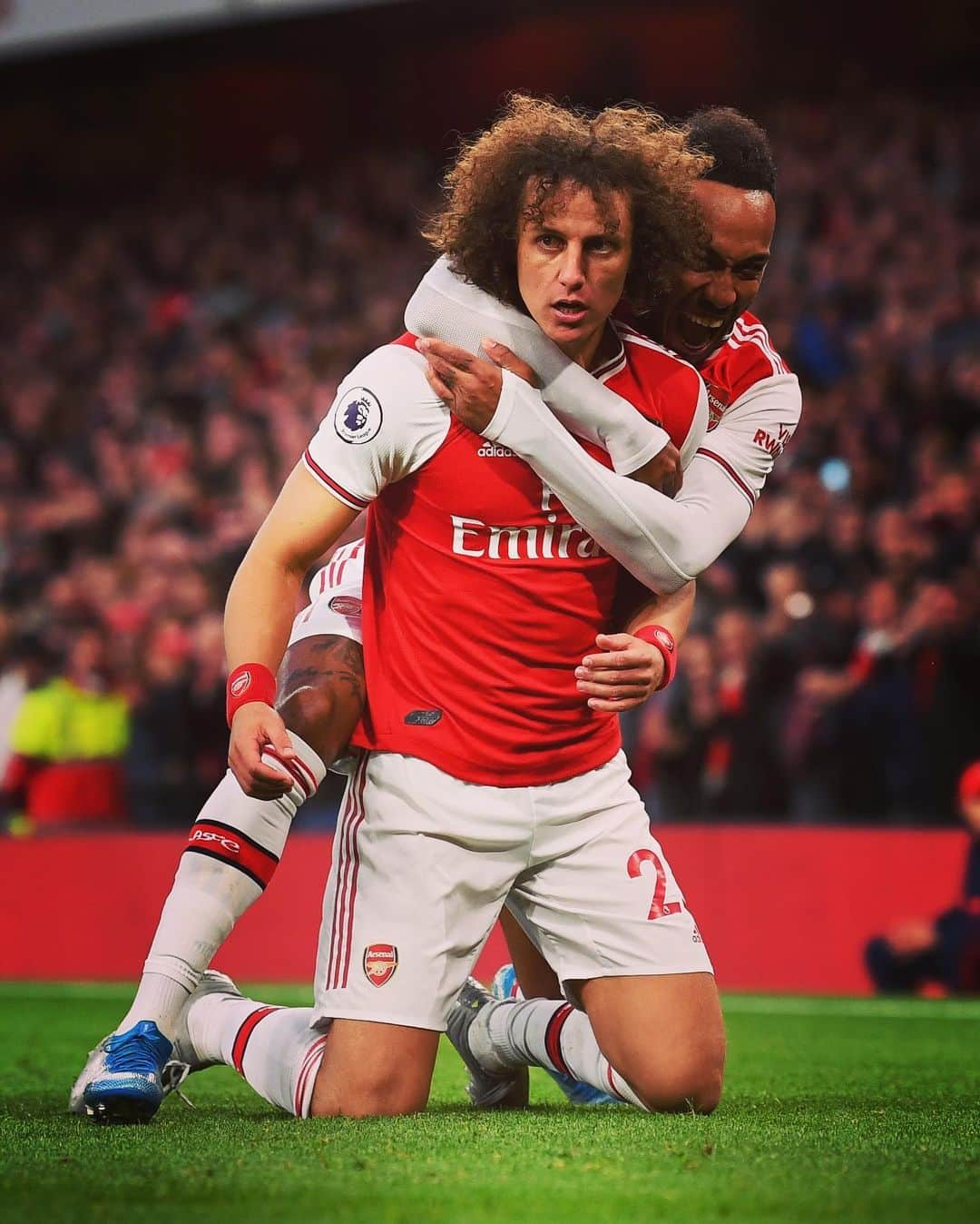 アーセナルFCさんのインスタグラム写真 - (アーセナルFCInstagram)「Happy #NationalHugDay! 🤗」1月22日 0時04分 - arsenal