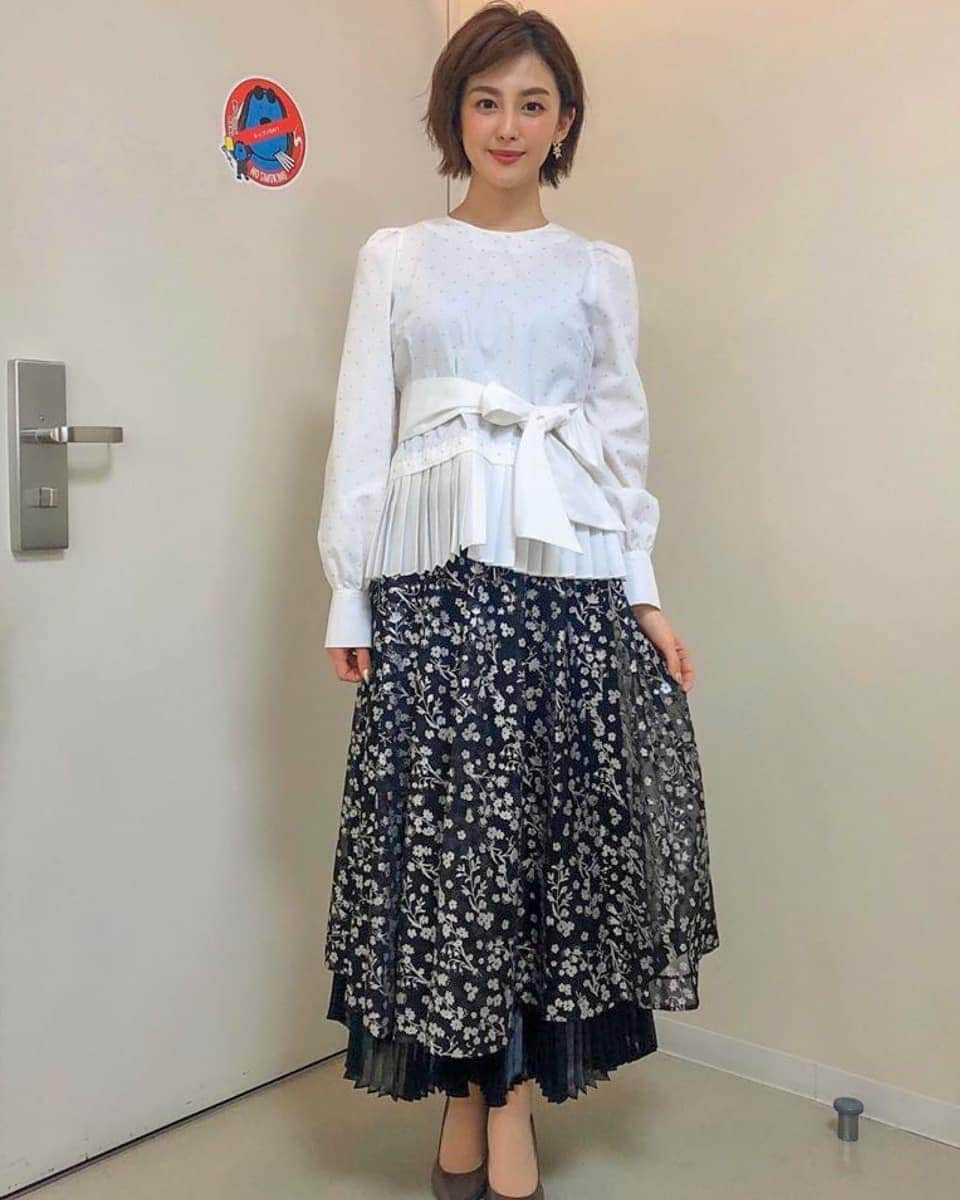 LIAR GIRL（女子アナ、他）さんのインスタグラム写真 - (LIAR GIRL（女子アナ、他）Instagram)「#宮司愛海 #アナウンサー #フジテレビ #かわいい #美人 #美女 #女子アナ #cute #beautiful」1月22日 0時32分 - tel_19141914