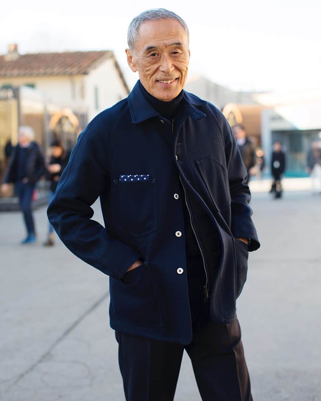 スコット・シューマンのインスタグラム：「I hate to drop another charming and charismatic man on you right after sharing the chic @louisrubi but Mr @noborukakuta will not be denied! If fashion insiders had to vote, I think they would choose Noboru as The Most Chic Man of Pitti Uomo!」