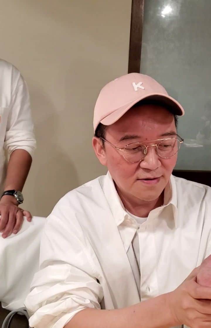 ジョリン・ツァイのインスタグラム：「謝謝謝謝 故事的結尾」