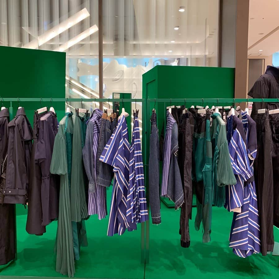 HANKYU.MODEさんのインスタグラム写真 - (HANKYU.MODEInstagram)「sacai SS COLLECTION 2020 Until 1/28 At 1F Cotocoto Stage11 詳しくはプロフィールURLをチェック！ #Hankyu #HANKYUMODE #umedahankyu #阪急うめだ本店 #うめだ阪急 #阪急百貨店 #osaka #umeda #mode #sacai #サカイ #OneNation #ワンネーション #GeorgeClinton #ジョージクリントン #Funkadelic #ファンカデリック」1月22日 12時32分 - hankyumode