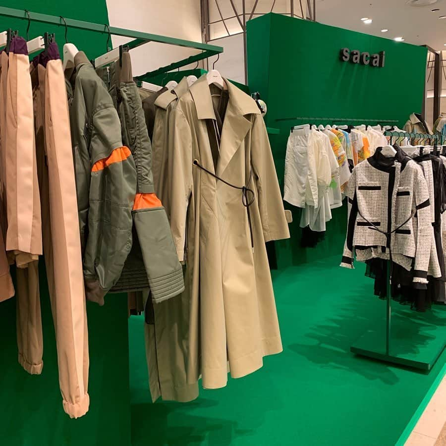 HANKYU.MODEさんのインスタグラム写真 - (HANKYU.MODEInstagram)「sacai SS COLLECTION 2020 Until 1/28 At 1F Cotocoto Stage11 詳しくはプロフィールURLをチェック！ #Hankyu #HANKYUMODE #umedahankyu #阪急うめだ本店 #うめだ阪急 #阪急百貨店 #osaka #umeda #mode #sacai #サカイ #OneNation #ワンネーション #GeorgeClinton #ジョージクリントン #Funkadelic #ファンカデリック」1月22日 12時32分 - hankyumode