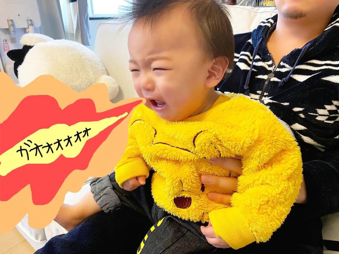 Momoeのインスタグラム：「#happy #男の子ベビー #赤ちゃんのいる生活 #赤ちゃん #baby #family #家族 #0歳 #成長記録 #育児記録 #boy #育児 #smile #男の子 #息子 #code #love #kids #子供 #thankyou #宝物 #ベビー #fashion #follow #boy #パパ #ママ #ママ友 #家族写真　#8ヶ月」