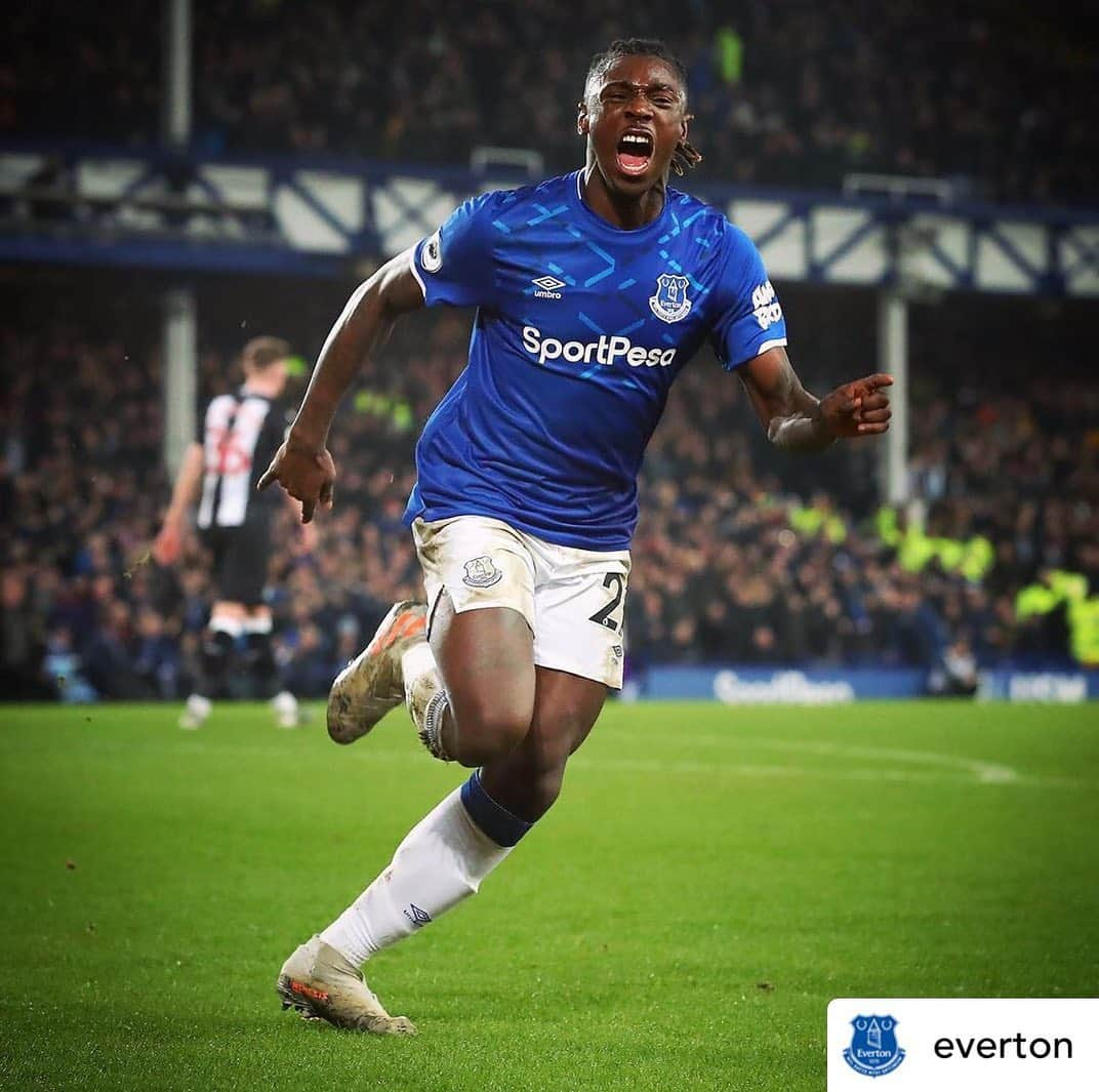 プレミアリーグさんのインスタグラム写真 - (プレミアリーグInstagram)「All the 1️⃣st PL goal feels!  #repost • @everton  Get in, @moise_kean!」1月22日 5時23分 - premierleague