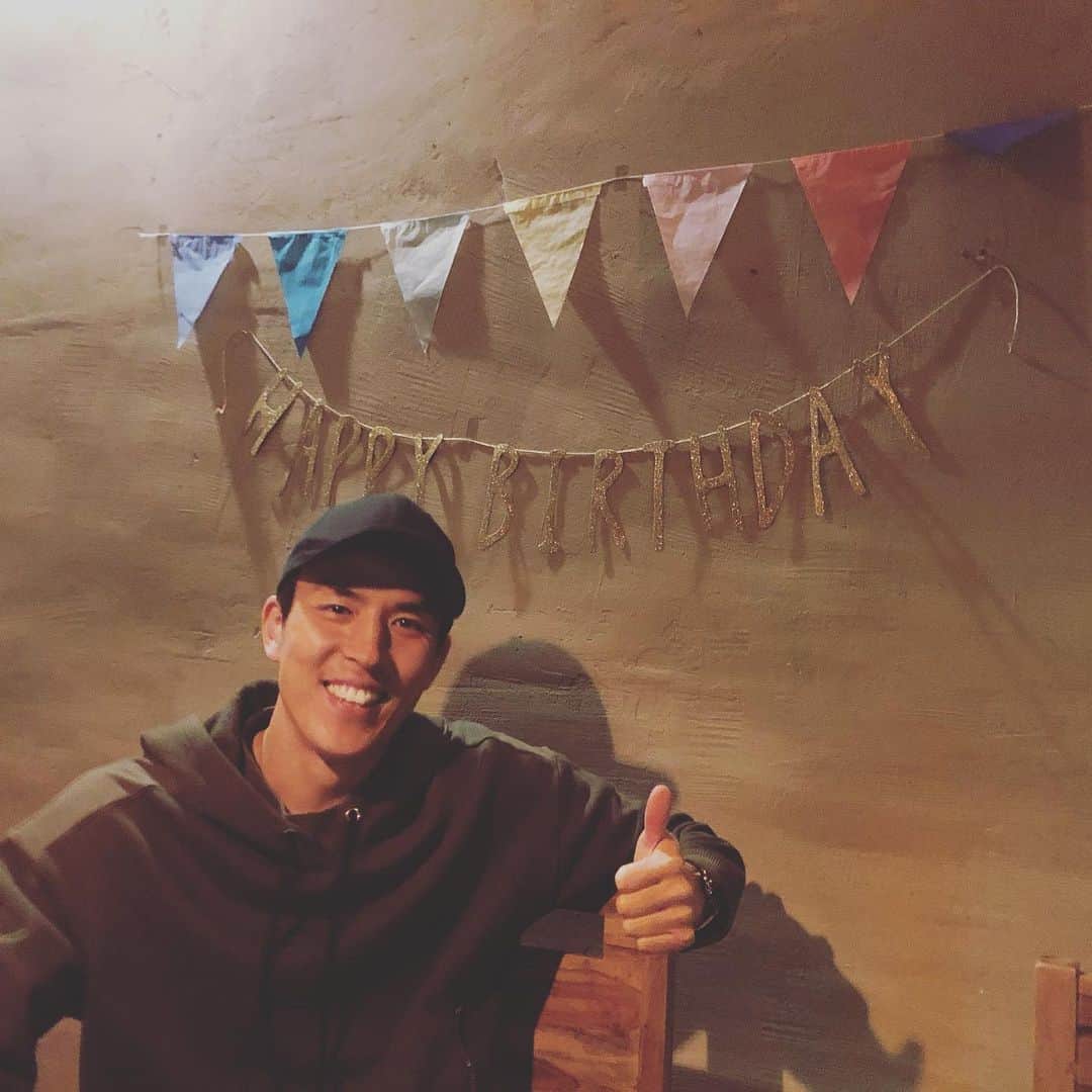 のインスタグラム：「*** 18日で36歳になりました。 誕生日当日の朝に軽い胃腸炎になってしまうというなんとも言えないスタートになりましたが、、、苦笑 またこの1年も楽しみながら自分らしくやっていきます✌️⚽️ #36歳  #36yearsold  #birthday」