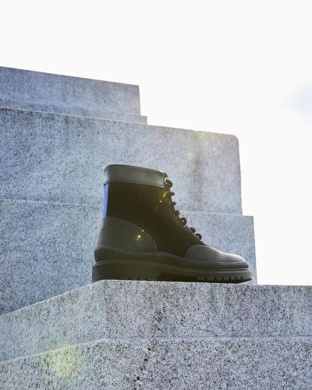 ウォントのインスタグラム：「Strong & sophisticated, our Luton presents a refined work boot for him & her.  #wantlesessentiels #press20 #worldofWANT #boot」