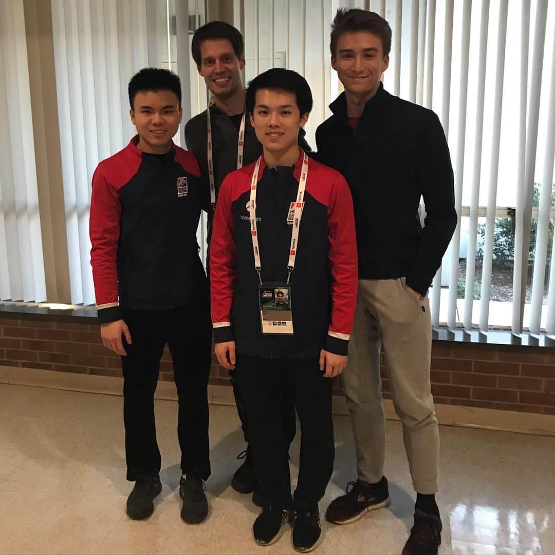 ヴィクトール・ファイファーさんのインスタグラム (ヴィクトール・ファイファーviktor_pfeifer)