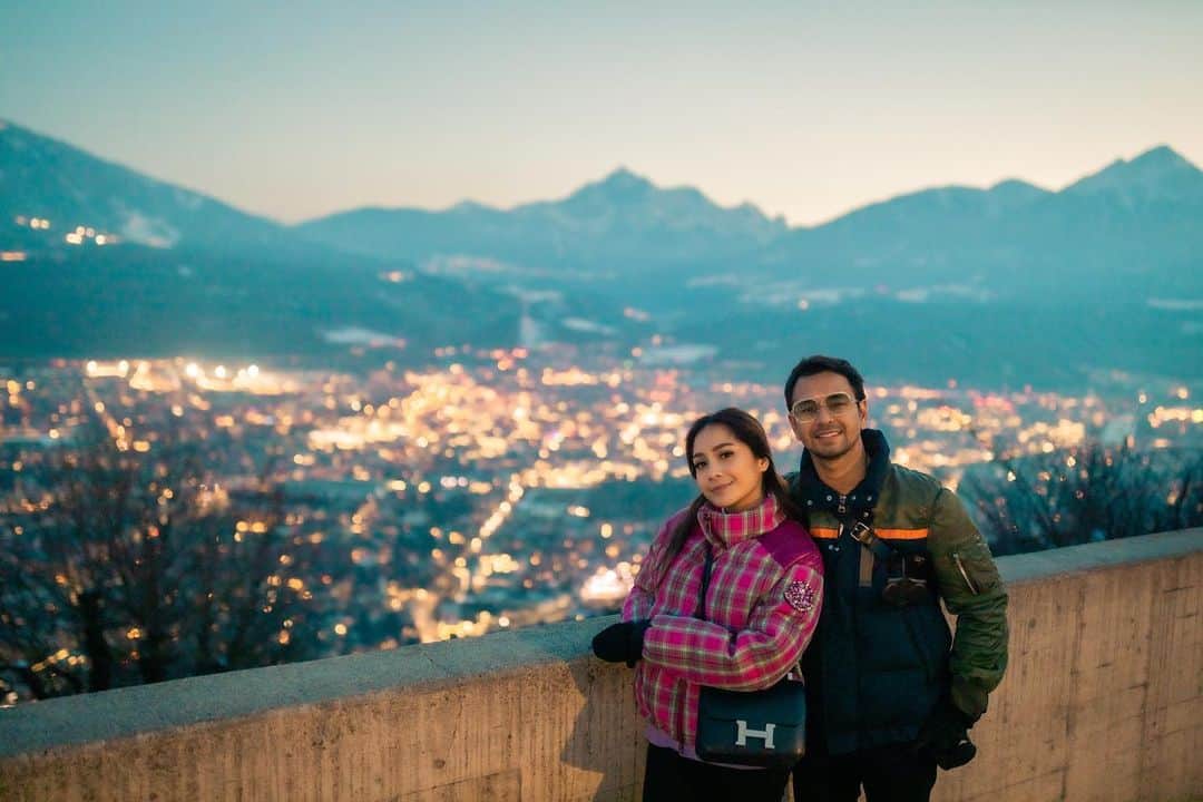 Raffi Ahmadさんのインスタグラム写真 - (Raffi AhmadInstagram)「Pemandangan yang indah .... Bersama sosok yang indah .... ❤️」1月22日 7時48分 - raffinagita1717