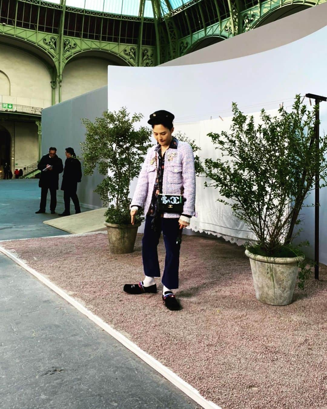 G-DRAGONさんのインスタグラム写真 - (G-DRAGONInstagram)「#AD 🌷✨@chanelofficial ##CHANELHauteCouture」1月22日 13時58分 - xxxibgdrgn