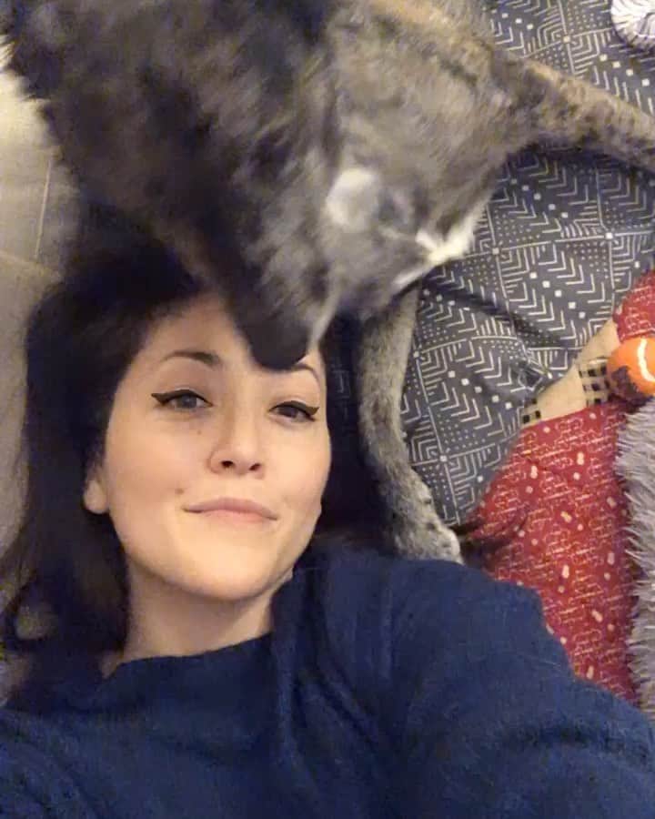 Grace Bonneyのインスタグラム：「Sweetness ♥️」