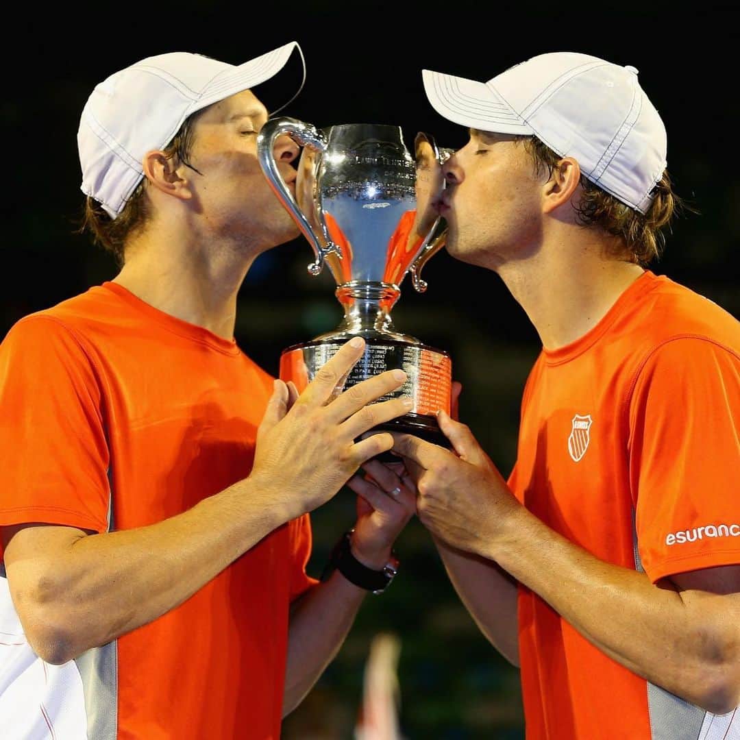 ATP World Tourさんのインスタグラム写真 - (ATP World TourInstagram)「Two legends of our sport.  Today, six-time #AusOpen champions Bob & Mike Bryan begin their final Melbourne Park campaign 🙌  @bryanbros @mikecbryan」1月22日 12時04分 - atptour