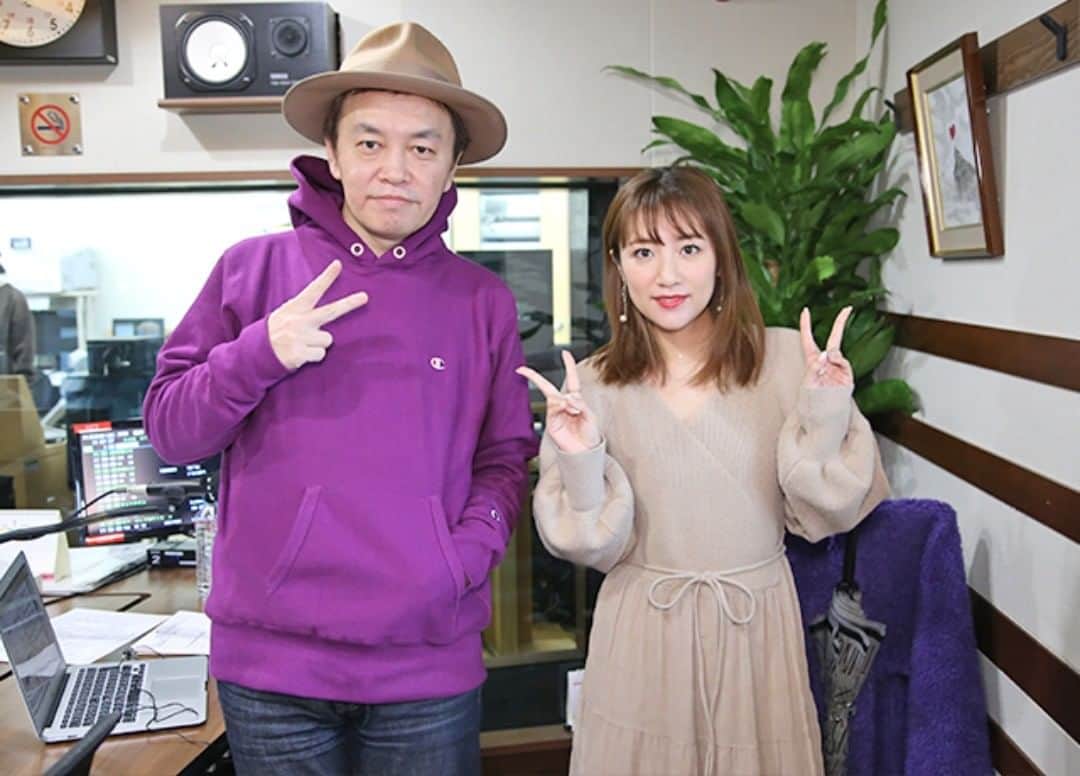 のインスタグラム：「水曜日パートナーは、✨#高橋芳朗 さん✨！ 今日は『嵐の曲について教えて』！ これから、英語力あげちゃう？では英語にまつわる、お悩みを解決！  これから、ジャパネットたかたしちゃう？では、優秀で話題の商品をご紹介！  #radiko はこちら！ http://radiko.jp/share/?sid=FMT&t=20200122130000  #これなに #高橋みなみ #tokyofm」