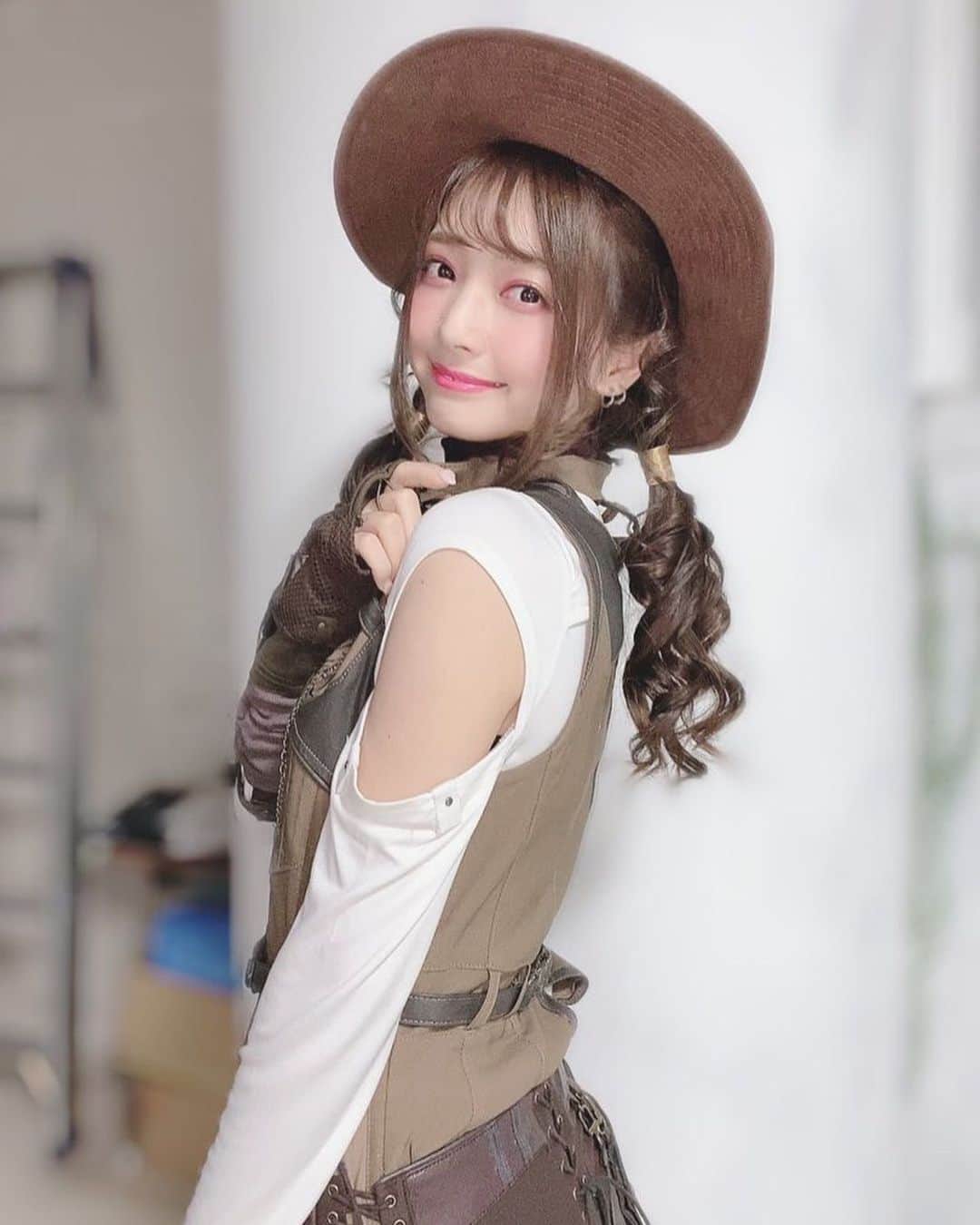 山口はのんのインスタグラム：「OZZON JAPANさんの撮影でした〜😚」