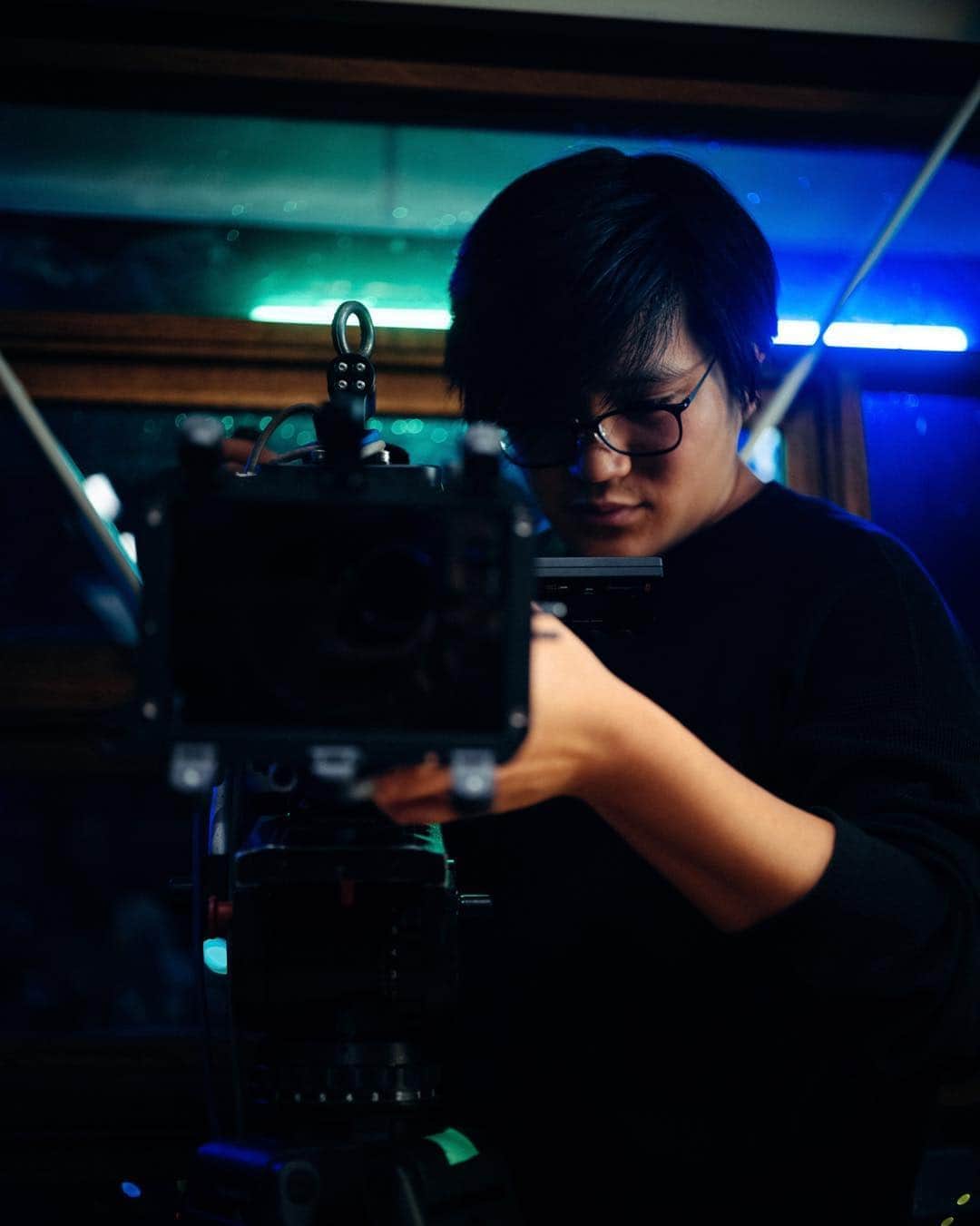林響太朗さんのインスタグラム写真 - (林響太朗Instagram)「星野さんが撮ってくれました。#家宝 #星野源 #music #video #fujifilm #gfx50r」1月22日 22時11分 - kyotaro_photo