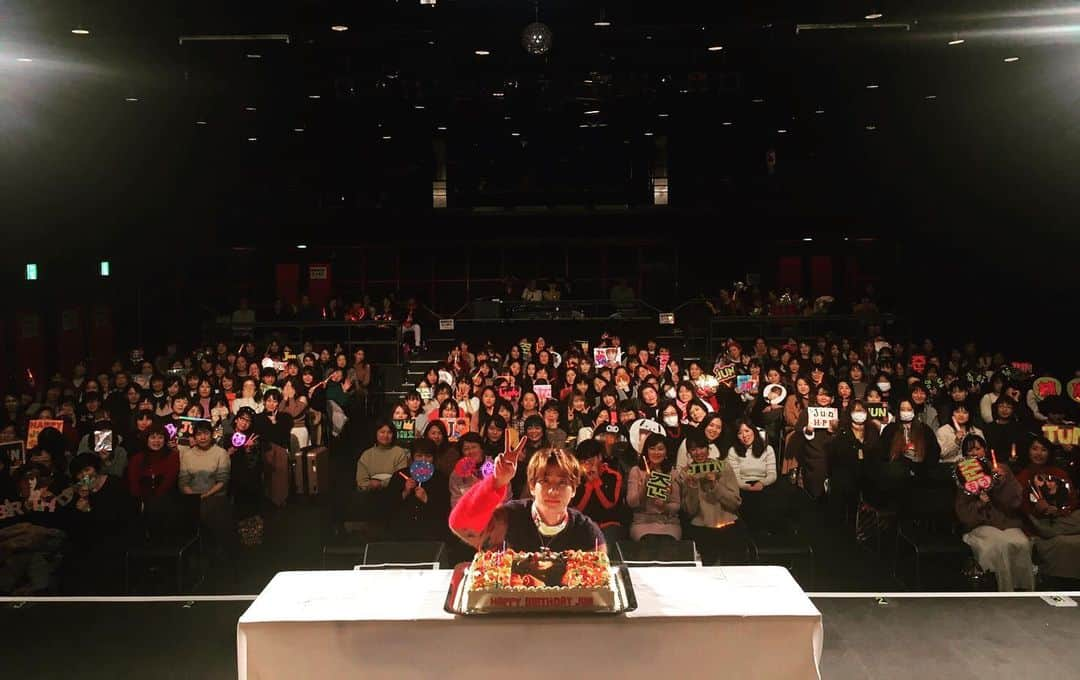 U-KISSさんのインスタグラム写真 - (U-KISSInstagram)「「JUN BIRTHDAY EVENT 20200122」お越しいただき誠にそしてJUNの23歳の誕生日を一緒にお祝いしていただき誠にありがとうございました。 次は24日東京ライブでお会いしましょう🎈😊 #ukissjun #ミニアルバム22 #birthdayevent #이준영 #誕生日 #생일파티」1月22日 22時29分 - ukiss_japanofficial