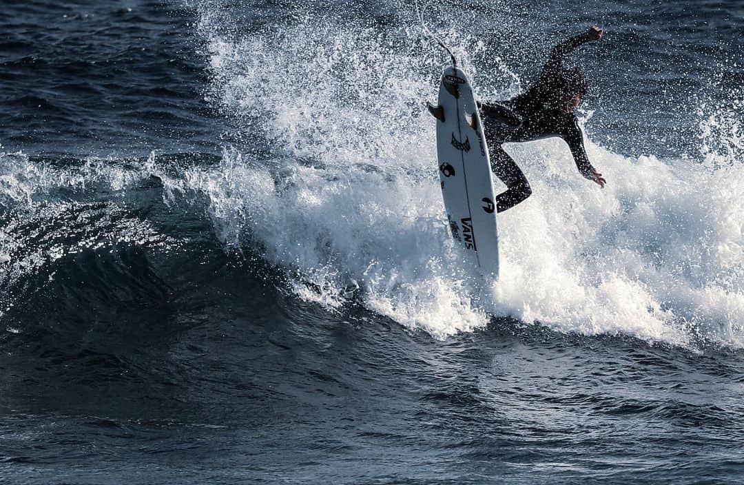 湯川正人さんのインスタグラム写真 - (湯川正人Instagram)「密岩右波🖤 🎥 @junichiro_harada #skullcandy #lostsurfboards」1月22日 22時30分 - masatoyukawa