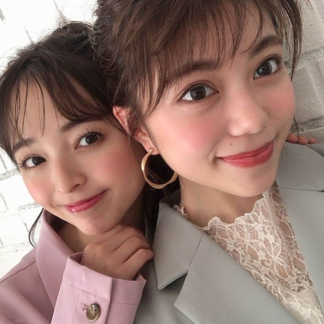 黒口那津のインスタグラム：「@raycassin_official  撮影ではじめましてした ななみちゃん⛄️ 可愛すぎるドーリーフェイスに 一目惚れ😍🧡」
