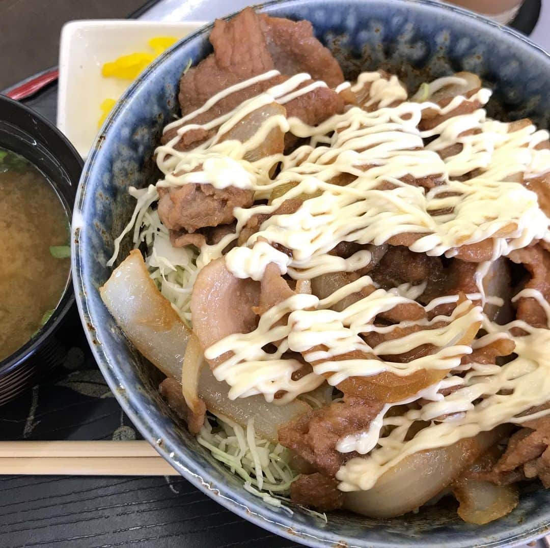 のインスタグラム：「・ 24時間麻雀をしてみたい ・ #いいね返し #Shizuoka  #東海 #食べ物 #静岡グルメ #静岡ランチ #パン🥐 #インスタ映え #酒飲み #静岡 #静岡市街中ランチ #ラーメン🍜 #おすすめカフェ☕️#静岡市パン屋 #デザート #スイーツ🍰 #駿河区ランチ  #葵区ランチ #静岡市ランチ #静岡市グルメ #静岡市カフェ #静岡市 #美味しいもの大好き #食通 ・ ・ 静岡市の食通さんと繋がりたい 情報交換求む  もっと美味しい店知りたい ・ #followme #eat #grumet #food #cafe #lunch」