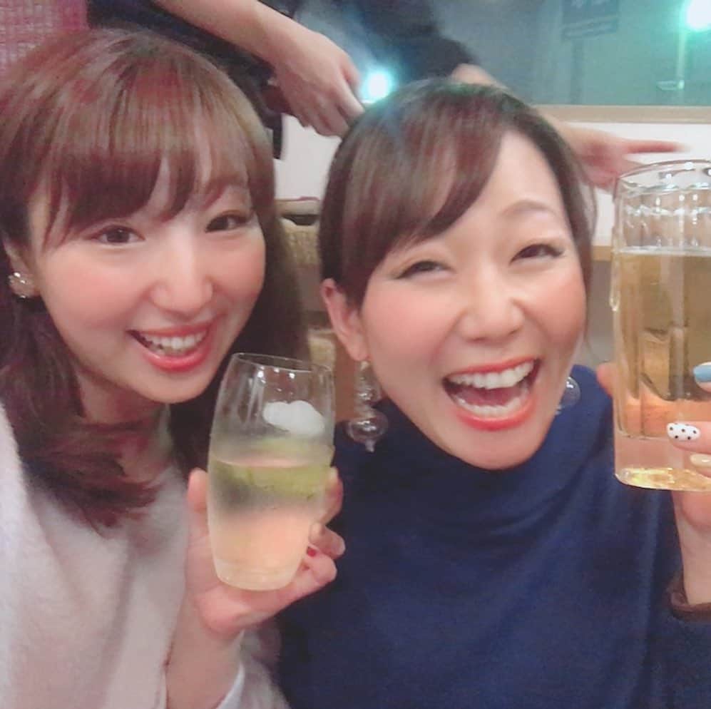 のインスタグラム：「*﻿ 2019→2020﻿ 忘新年会もいろんな方といろんな場所で﻿ 美味しい料理と楽しいお酒が飲めて幸せでした♡﻿ ﻿ #忘年会 #新年会 #新潟﻿ #日本酒 #スパークリング #ビール﻿ #牛タン #せり鍋 #鰤しゃぶ #お刺身﻿ #リリマリ #はるかり」