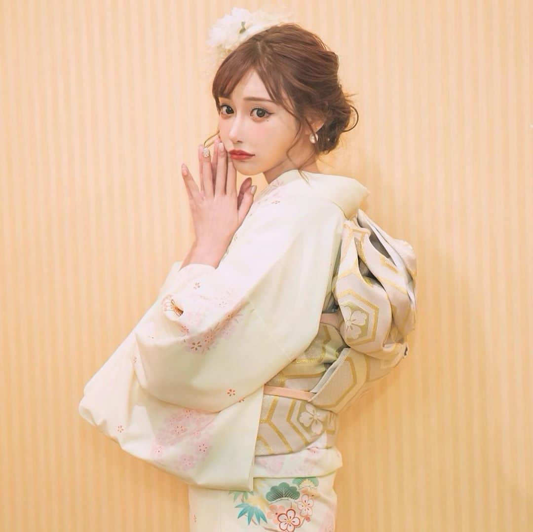 明日花キララのインスタグラム：「はじめての訪問着👘」