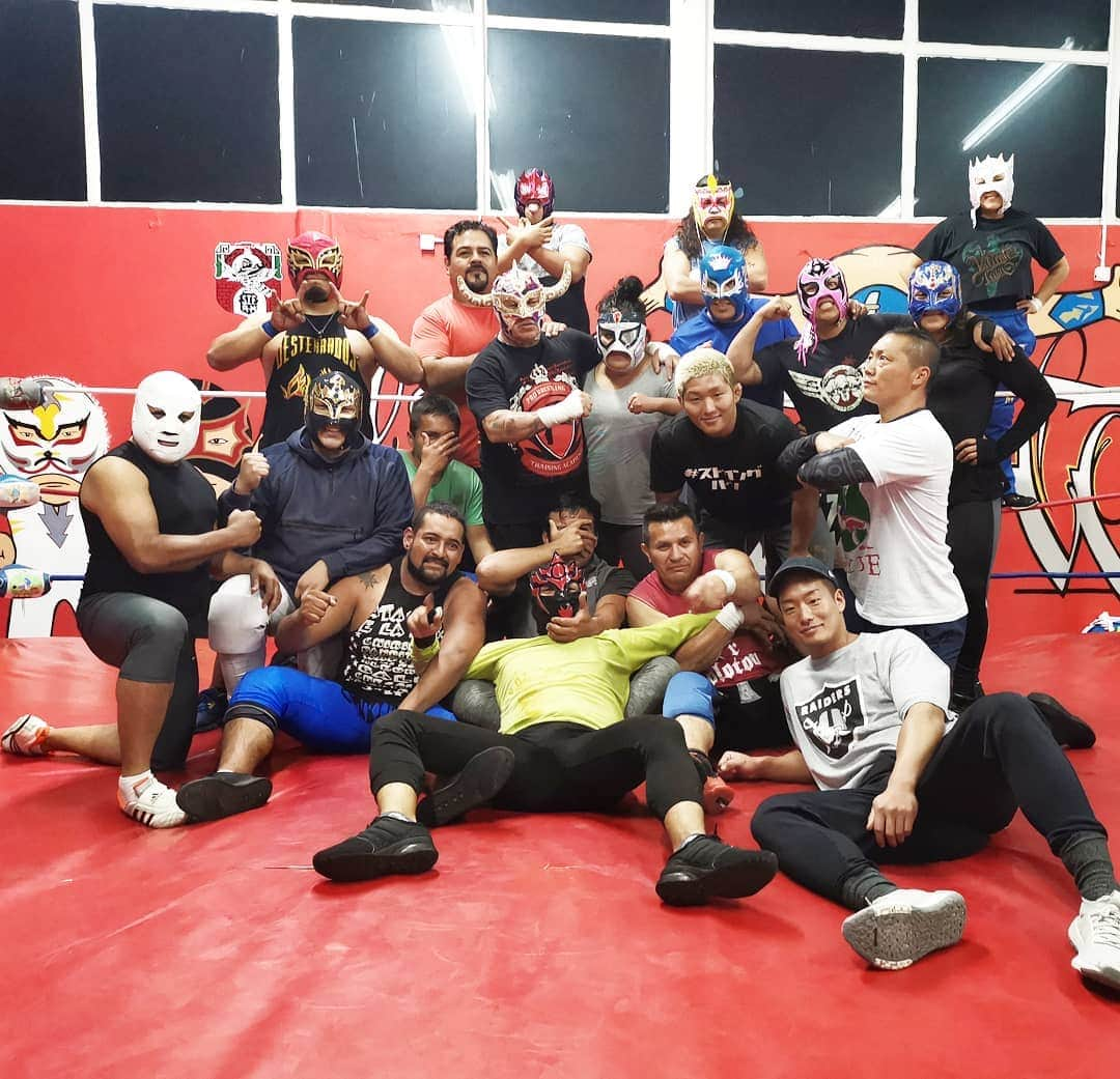 CIMAさんのインスタグラム写真 - (CIMAInstagram)「Acabo entrenamiento con gran maestro de Lucha Libre SKYDE. #teamskyde #STRONGHEARTS #AEW #mexico #luchalibre #OWE」1月22日 15時28分 - supercima1115