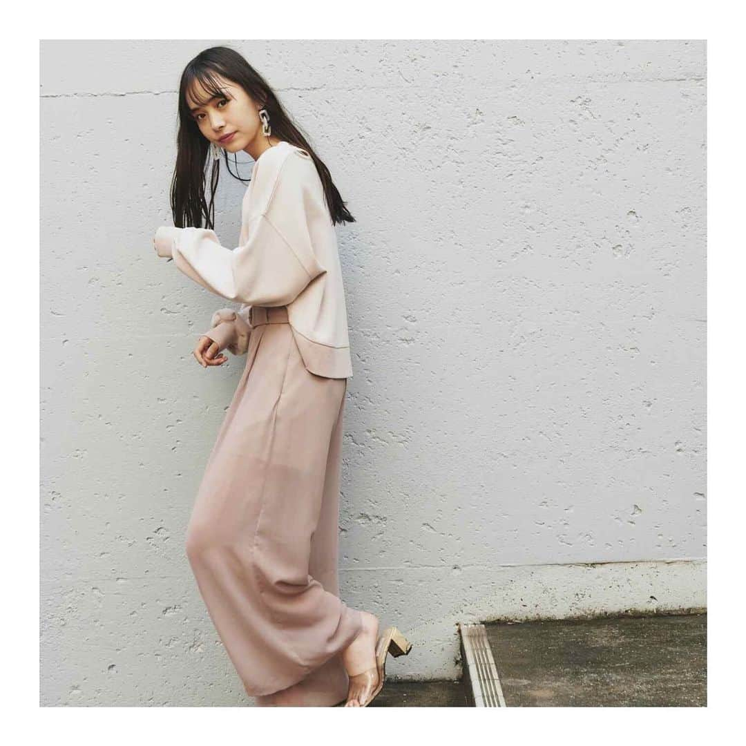 REDYAZELさんのインスタグラム写真 - (REDYAZELInstagram)「COMING SOON ——————————————﻿——﻿——— •DESIGN TOPS［今週末入荷予定］ COLOR : PINK / GRAY / BLACK ¥3,990+tax﻿﻿ ﻿ •SHEER WIDE PANTS［2月上旬発売予定］ COLOR : PINK / GREEN / BLUE ¥7,990+tax ——————————————﻿——﻿——— #REDYAZEL #レディアゼル」1月22日 16時13分 - redyazel