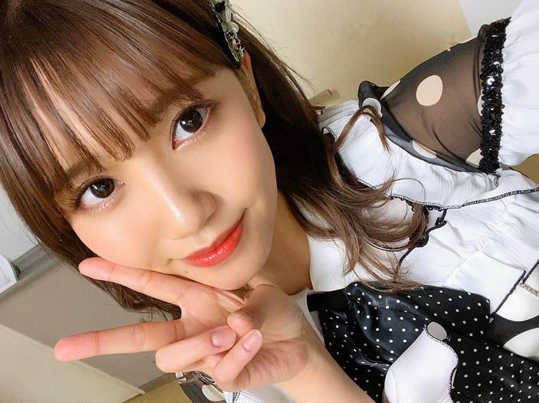 加藤玲奈のインスタグラム：「コンサート好きだなーー って昨日1日でとても感じました🎤✨ たまにはインスタにもアイドルの写真を、、、、🦄💓 #akb48単独コンサート  #akb48」