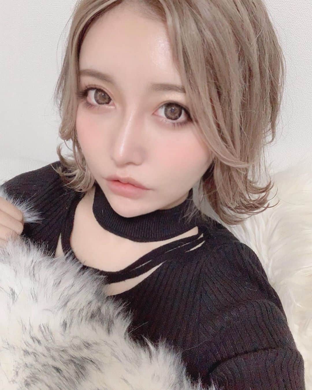 のインスタグラム：「髪の毛短いの楽ちん🥺❤️❤️ . #ショートヘア #ショート」