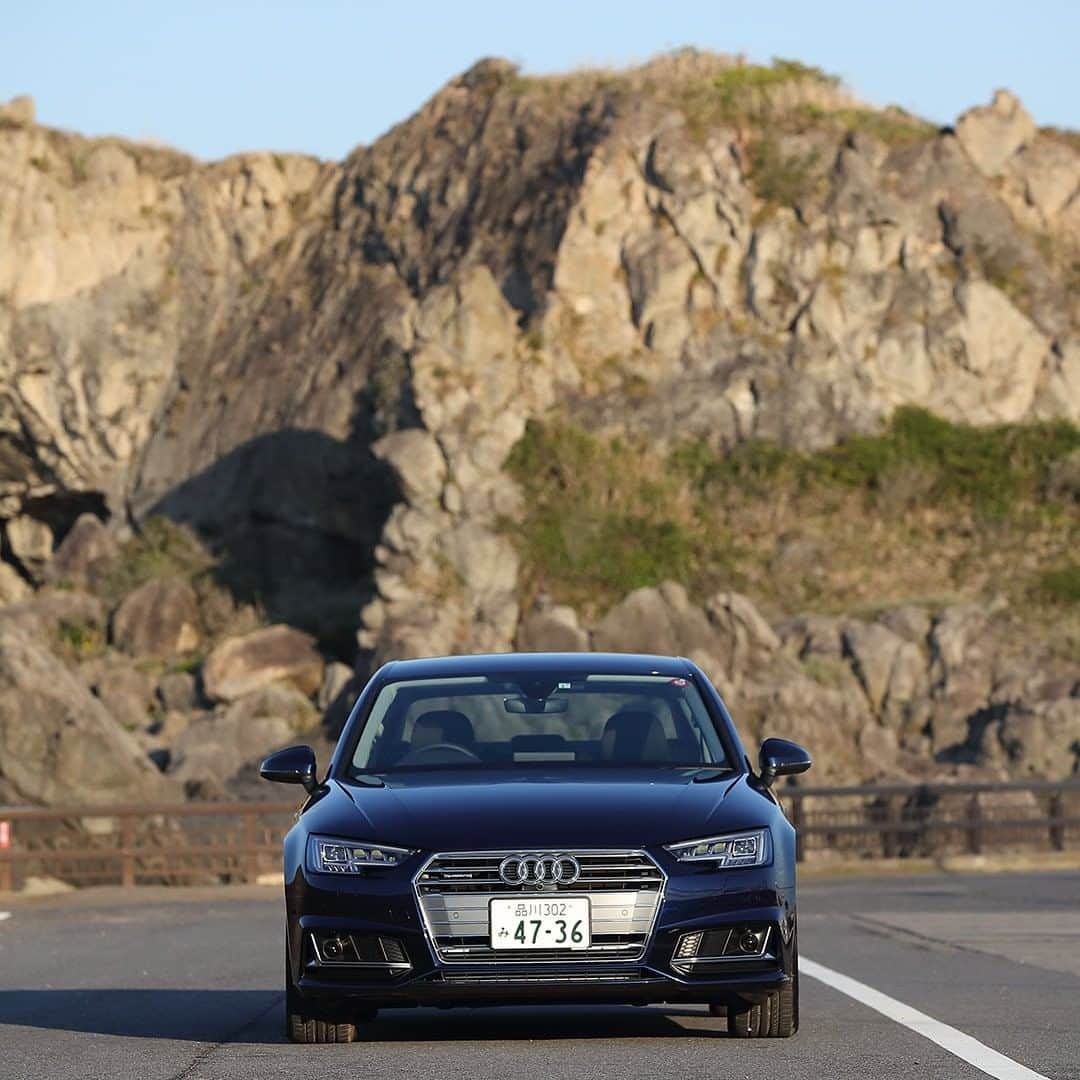 Audi Japan Sales / アウディジャパン販売さんのインスタグラム写真 - (Audi Japan Sales / アウディジャパン販売Instagram)「バーチャルコックピットやマトリクスLEDヘッドライトなど、人気のオプションが充実した #AudiA4。  #AJS でAudiの革新技術を体験してみて。 @audi.japan.sales  #Audi #A4 #MyAudi #Audistyle #car #旅 #旅行 #アウディ #車 #愛車 #外車 #ドイツ車 #車好き #車好きな人と繋がりたい #アウディ女子 #車好き男子」1月22日 18時00分 - audi.japan.sales