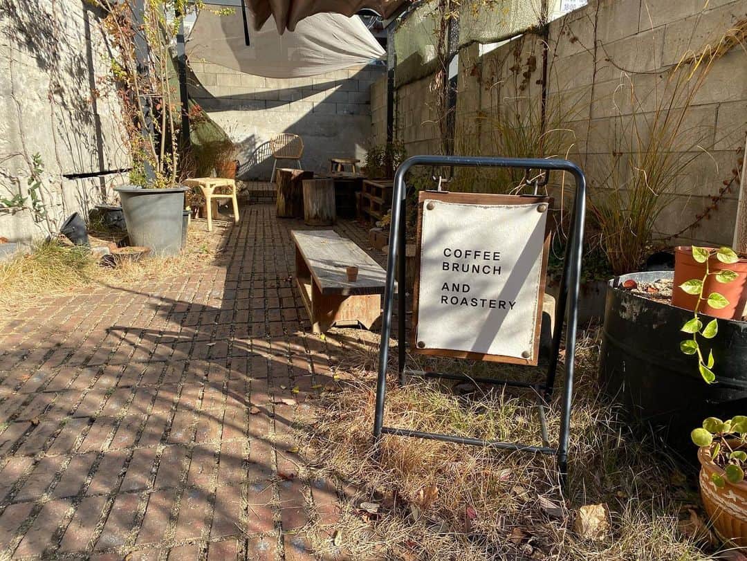 みちかさんのインスタグラム写真 - (みちかInstagram)「ヨクサムにあるcafe 413 projectで久しぶりに会うユナオンニとランチ♡自然との融合みたいなナチュラルテイストのインテリアがとってもおしゃれだしフードも美味しかったからおすすめ！！ - - - #韓国カフェ #ソウルカフェ #서울카페 #카페 #카페스타그램 #江南カフェ #カンナムカフェ #역삼카페 #강남카페  #일상 #일상그램 #데일리 #daily #일상스타그램 #여행스타그램 #한국여행 #서울여행 #한국 #서울 #korea #seoul #韓国旅行 #ソウル旅行 #韓国 #韓国メイク #韓国ファッション #韓国好きな人と繋がりたい #michika_trip #michikafoodkr #1128_1205_seoul」1月22日 18時14分 - michi3117