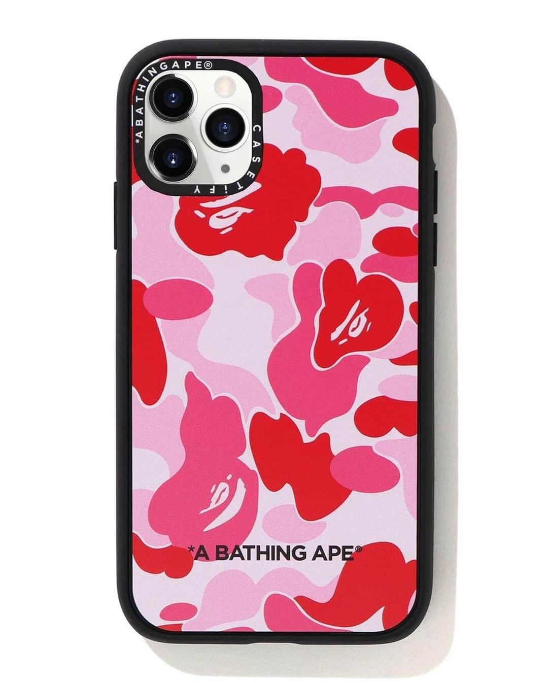 HYPEBEASTさんのインスタグラム写真 - (HYPEBEASTInstagram)「@hypebeaststyle: @bape_japan and @casetify have teamed up for a series of “ABC CAMO” and “1st CAMO” @apple iPhone cases. Coming in various colorways of the Japanese imprint’s iconic patterns, the military-grade protective Impact Cases have been engineered with a two-layer construction of qitech™ material and are 6.6 feet drop test approved. Additionally, the collaboration features the first-ever co-branded camera ring from CASETiFY. The release will be available exclusively at all BAPE STORE locations starting January 25. ⁠⠀ Photo: BAPE/CASETiFY」1月22日 18時31分 - hypebeast