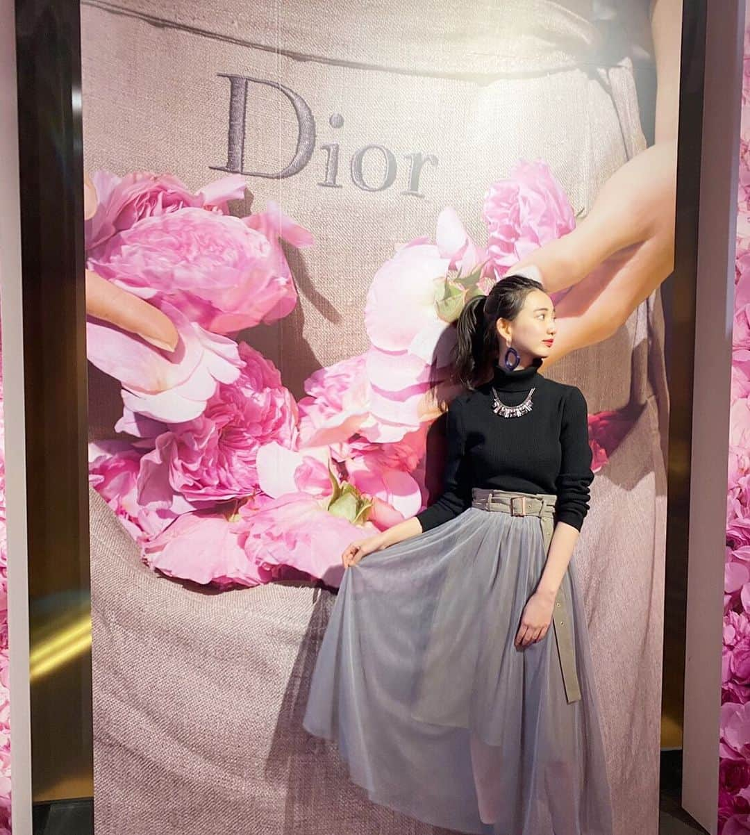 黒木麗奈さんのインスタグラム写真 - (黒木麗奈Instagram)「載せ直しします😭 Dior  #dior #diormakeup」1月22日 19時45分 - rena__1126