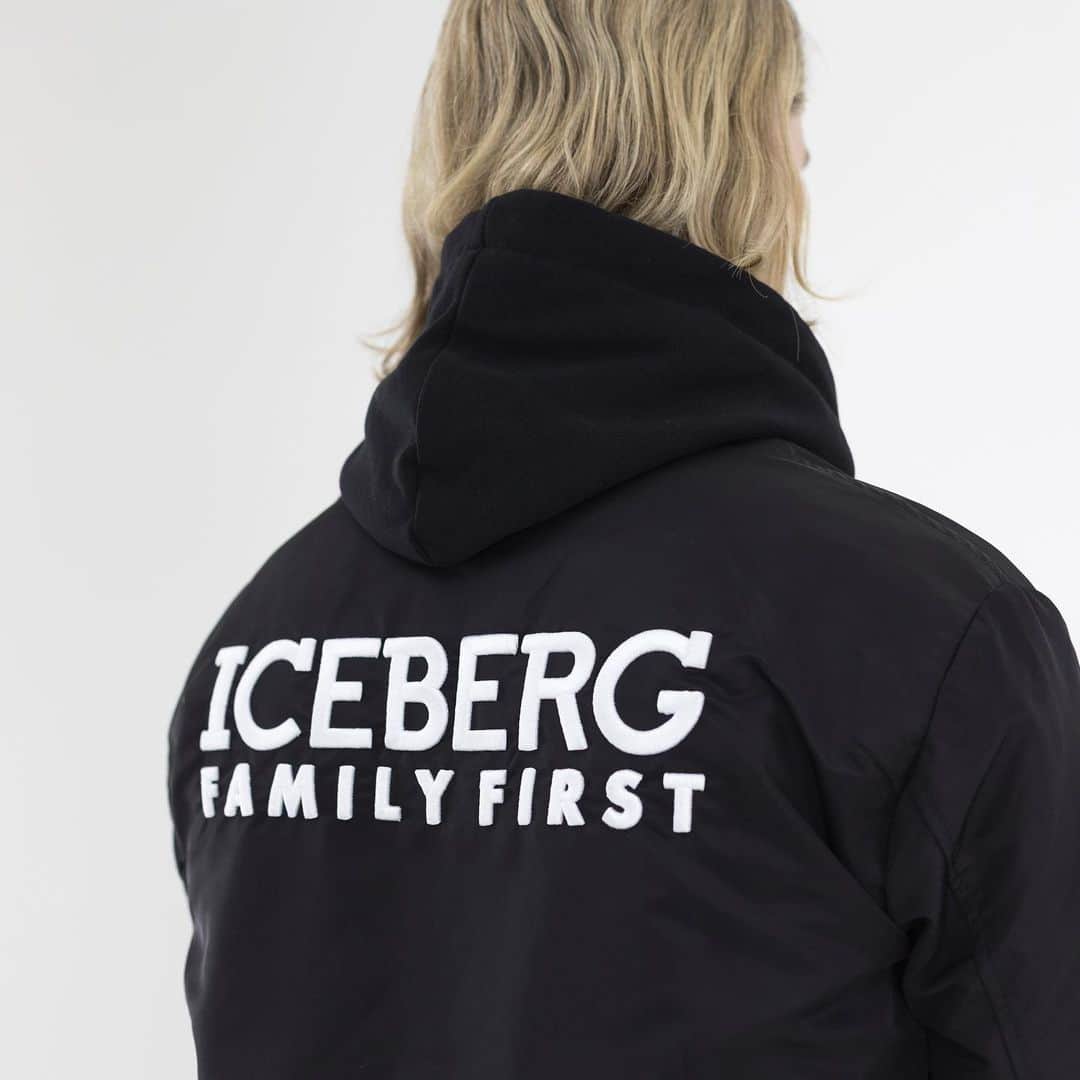 アイスバーグさんのインスタグラム写真 - (アイスバーグInstagram)「#Iceberg1974 X @familyfirstmilano capsule collection: launching February 1st at Neiman Marcus Bal Harbour」1月22日 20時01分 - iceberg