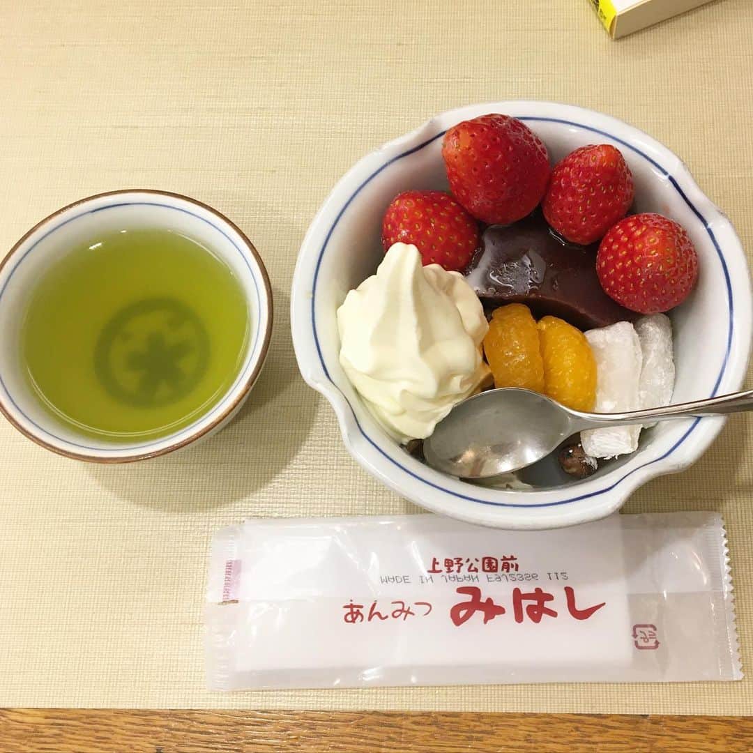 千眼美子さんのインスタグラム写真 - (千眼美子Instagram)「・ ANMITSU🇯🇵 #あんみつ #和菓子 #茶 #スイーツ #みはし #上野」1月22日 20時20分 - yoshiko_sengen