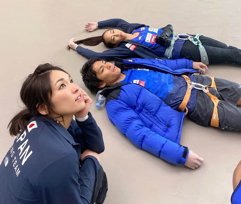 野口啓代さんのインスタグラム写真 - (野口啓代Instagram)「~Japan National Training Camp~ I had a great climbing days with team JAPAN! Our coachs always take care of us and the team members are always pushing themself up. I could concentrate on my climbing everyday. I love this kind of atmosphere:)* * And this time, I had a time to meet my friends I respect. This is one of my pleasant time when I visit in Innsbruck!* * Now I back to Japan with many good and new feeling! * * インスブルック合宿終了! 毎日登りたいものを登って、自分のやりたいことをやりきった10日間!!!* * “来た時よりも調子を上げて帰る”を目標に、追い込み過ぎず、3種目とも尻上がりで終わる事が出来たし、ボルダーもリードもworldcupシミュレーション練習が出来て良かった!* * 何から何までサポートしてくれたコーチ陣、常に刺激をくれるチームメンバー、今回は大好きな友達にも会えて嬉しかった☺︎* * 日本でも充実した日々にしよう! みなさんありがとうございました★* * * @au_official #大和証券 @thenorthfacejp @orientalbaio #三井不動産 @cowsoapcp #zeta  @c3fit @lasportivajp @petzl_official  @newhale_japan」1月22日 20時49分 - noguchi_akiyo