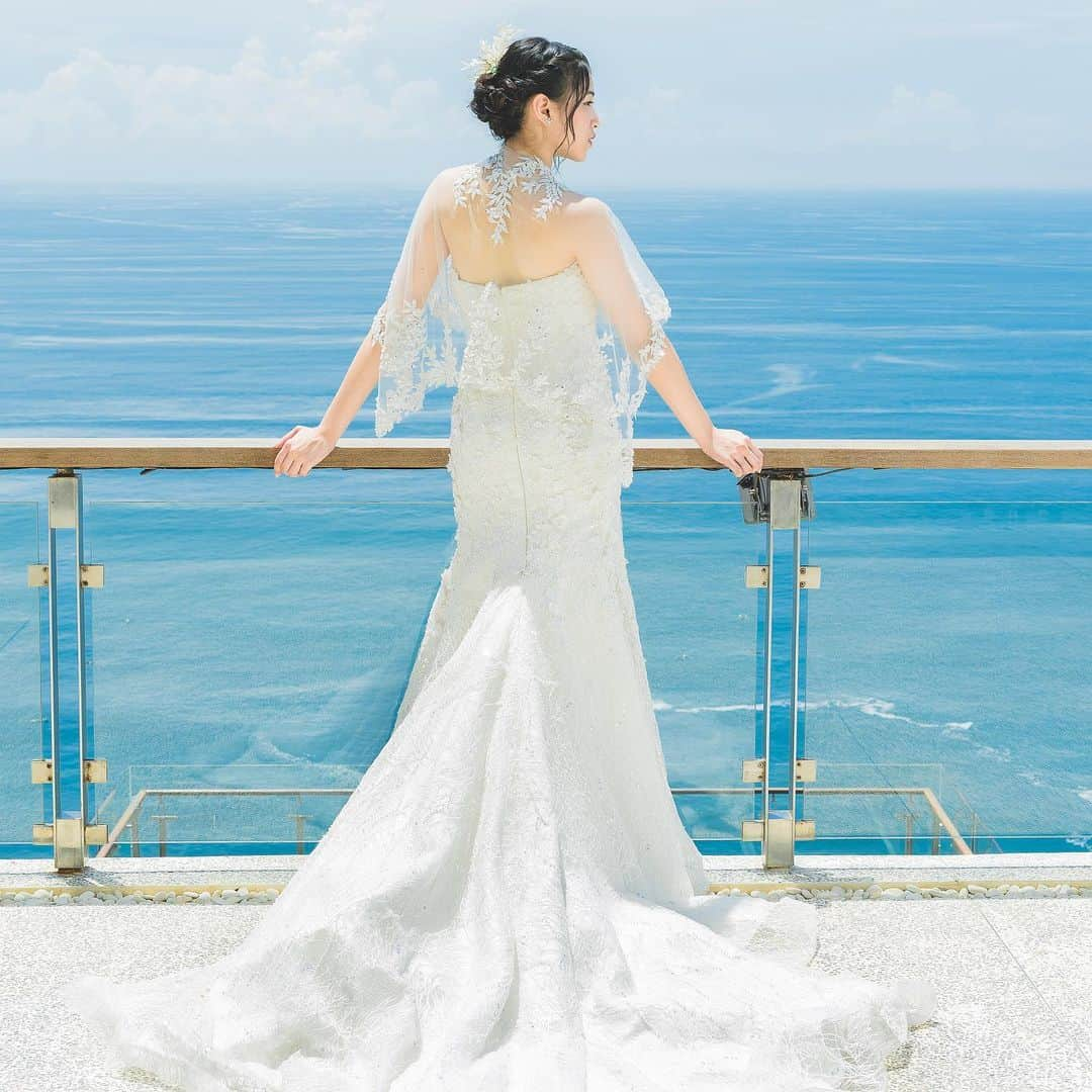 シャニ・インディラ・ナティオさんのインスタグラム写真 - (シャニ・インディラ・ナティオInstagram)「In love with this beautiful wedding dress from @phangsanny_official  Thank you!🤍 #JKT48Rapsodi #TirthaBridal」1月22日 20時58分 - jkt48shani