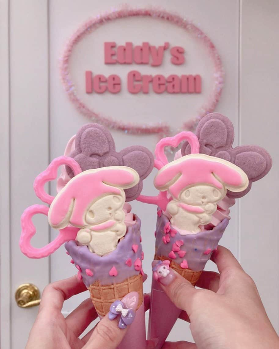 さきぼんさんのインスタグラム写真 - (さきぼんInstagram)「eddy's ice cream (@eddys_ice_cream_ )のサンリオコラボ今年も継続するの嬉しい！しかも45thマイメロっぽい💜🎀💜🎀 . . #eddysicecream  #サンリオ #マイメロディ#マイメロディ45周年  #マイメロ  #sanrio #sanriopuroland #puroland #mymelody #mymelody45thanniversary #pink  #ribbon #twin  #さきぼんサンリオ」1月22日 21時13分 - sakibon69