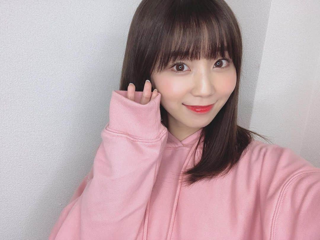 のインスタグラム：「めずらしく さくらピンク🌸  #LinQ #吉川千愛　#こんにちあ #あいんちゅ　#pink #さくらピンク #ピンク　#福岡　#fukuoka #博多　#hakata」
