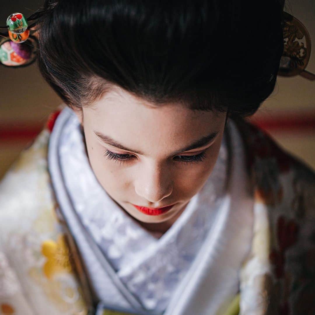 ブリッジマン遊七さんのインスタグラム写真 - (ブリッジマン遊七Instagram)「#幸和 #打掛 #着物  #kimono #ブリッジマン遊七 #teenmodel #mixkids」1月22日 21時33分 - yunabridgman